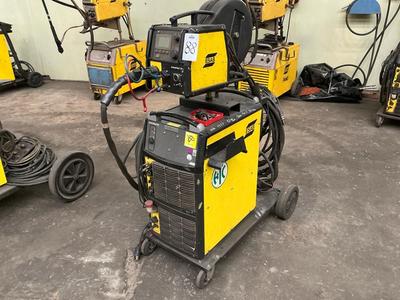 Översiktsbild av ESAB AristoMig 500 MIG/TIG lasmachine