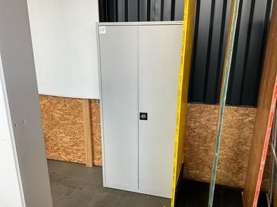 Immagine panoramica di Promerka cabinet with content