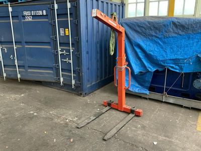 Übersichtsbild von 2011 Rema 8628 Pallethaak