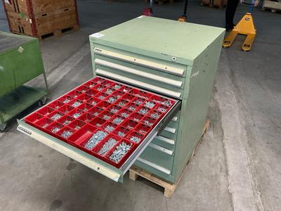 Übersichtsbild von Installationsmaterial