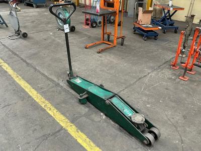 Overzichtsfoto van Compac 10T garagekrik