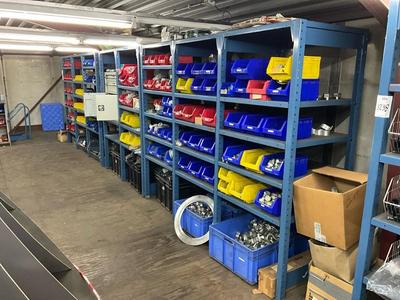 Overzichtsfoto van Magazijnstelling (2x)