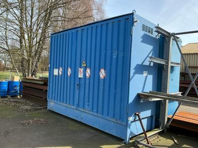 Immagine panoramica di 2002 Denios 2 P 414-OTE Chemicaliën opslagcontainer