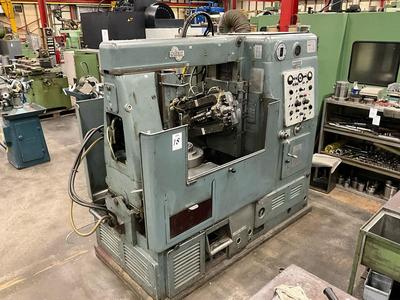 Overzichtsfoto van Lorenz F400 Tandwiel freesmachine