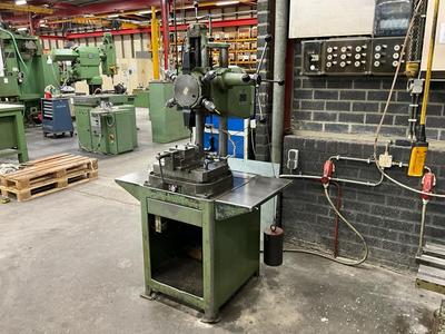 Overzichtsfoto van Burgmaster turret boormachine