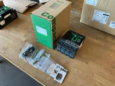 Übersichtsbild von 2023 schneider NSX 250F Schutzschalter