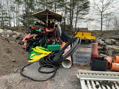 Overview picture of various pipes