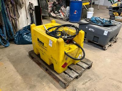 Overzichtsfoto van Nima dieseltank met 12V pomp