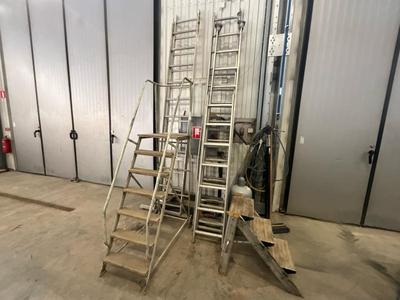 Overzichtsfoto van Wibe Ladders en trappen diverse lengtes (8x)