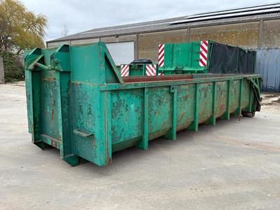 Immagine panoramica di Cassone scarrabile con sponda idraulica