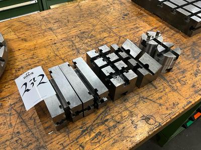 Photo d'aperçu de Halder divers blocs de serrage pour rainures en T