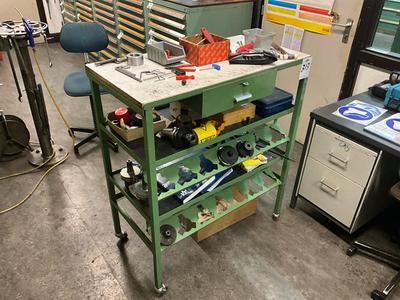 Photo d'aperçu de divers porte-outils et accessoires