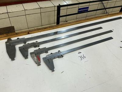 Översiktsbild av Mitutoyo skjutmått (4x)