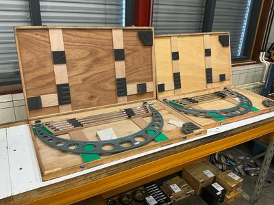 Overzichtsfoto van Mitutoyo Buiten micrometer (2x)