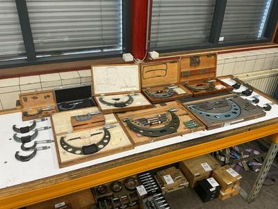 Overzichtsfoto van Buiten micrometer (17x)