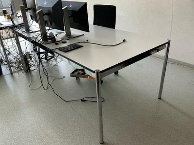 Übersichtsbild von USM Haller desk