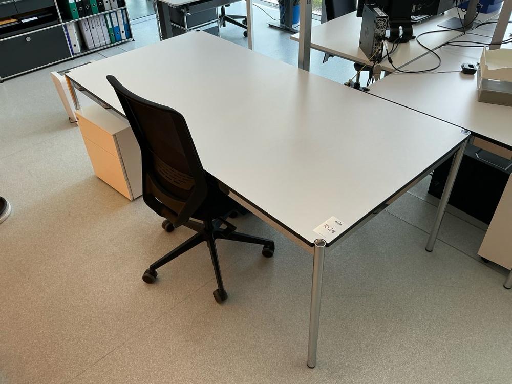 USM Haller desk setup