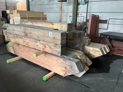 Immagine panoramica di Costruzione della confezione in legno