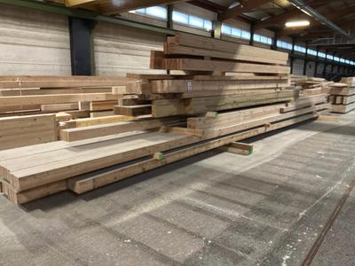 Immagine panoramica di Costruzione della confezione in legno