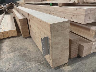 Overzichtsfoto van constructie hout (3x)