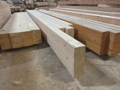 Overzichtsfoto van constructie hout (4x)