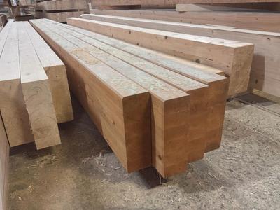 Overzichtsfoto van constructie hout (4x)