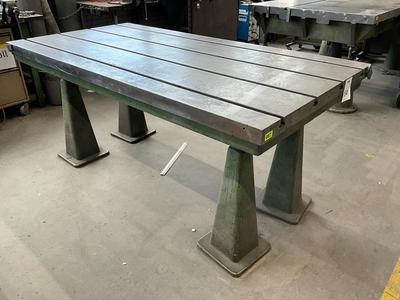 Photo d'aperçu de welding table