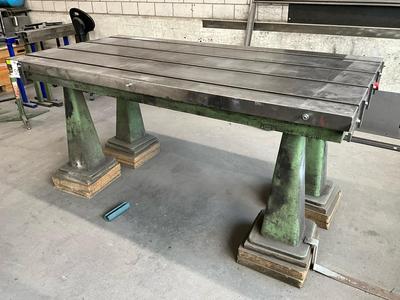 Photo d'aperçu de welding table