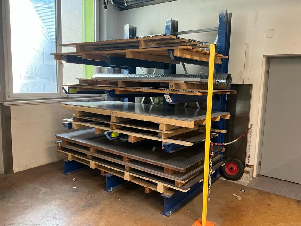 Bito KR-ES cantilever rack