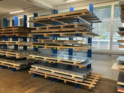 Photo d'aperçu de Bito KR-ES cantilever rack