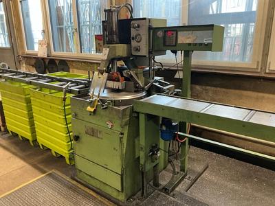 Overview picture of Brown circular metal saw