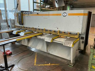 Overview picture of RAS 86.30 shearing machine