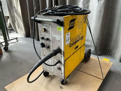 Overview picture of ESAB Power Compact 250 MIG MAG welding machine