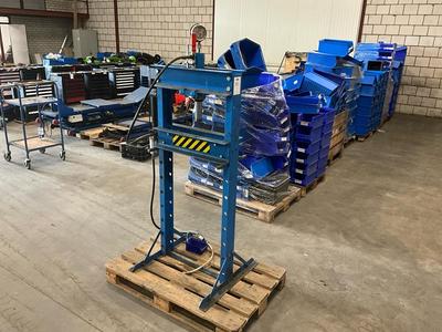 Översiktsbild av 2014 Mammuth SP20HA Hydraulische pers