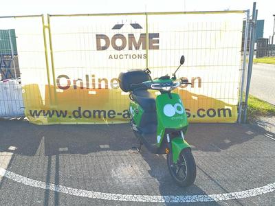 Photo d'aperçu de Super SOCO CUx Electric Scooter