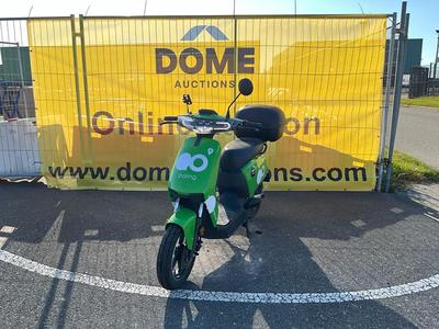 Photo d'aperçu de Super SOCO CUx Electric Scooter
