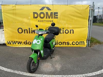 Photo d'aperçu de Super SOCO CUx Electric Scooter
