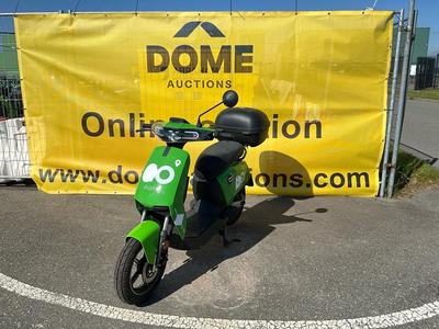 Photo d'aperçu de Super SOCO CUx Electric Scooter