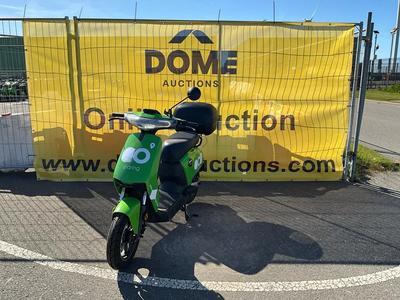 Photo d'aperçu de Super SOCO CUx Electric Scooter