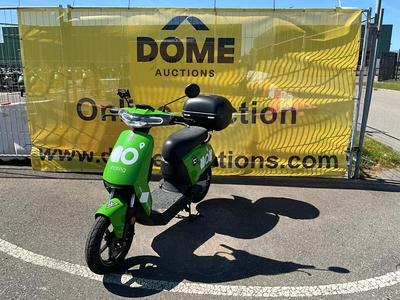 Photo d'aperçu de Super SOCO CUx Electric Scooter