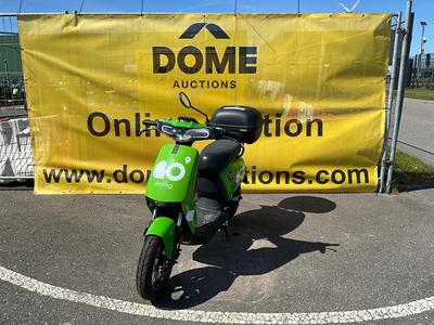 Photo d'aperçu de Super SOCO CUx Electric Scooter