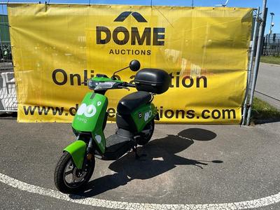 Photo d'aperçu de Super SOCO CUx Electric Scooter