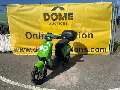 Photo d'aperçu de Super SOCO CUx Electric Scooter