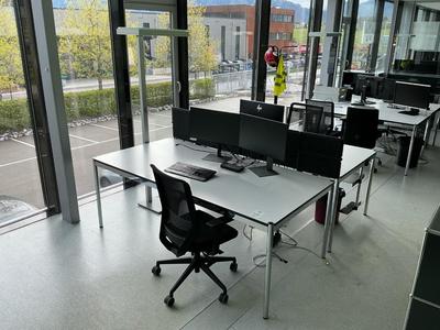 Overview picture of USM Haller Desk setup (2x)