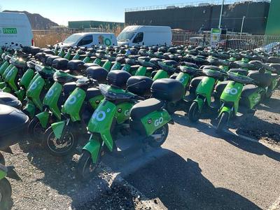 Overview picture of Super Soco e-scooter (20x)