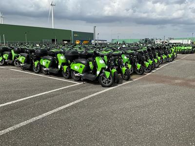 Overview picture of Super Soco e-scooter (90x)