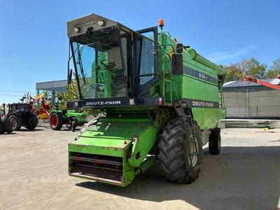 Overview picture of 1988 Deutz Fahr M36.10 combine harvester