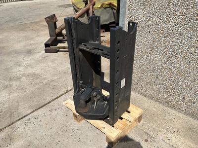 Overzichtsfoto van Hans Sauermann HS 4850-390 trekhaak slede