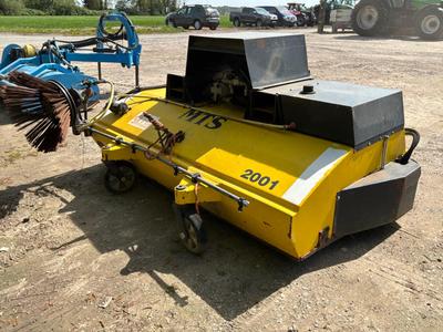 Overview picture of 2001 MTS 2001 Sweeper