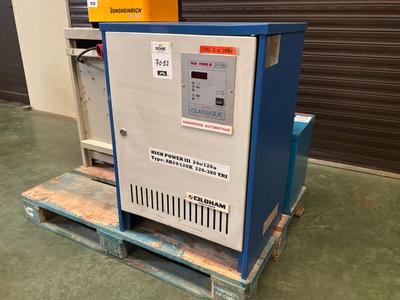 Overzichtsfoto van Oldham Hawker AB24/120X Acculader